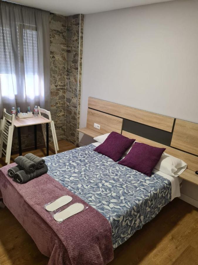 Pension Casa Douro ซานติอาโก เด กอมโปสเตลา ภายนอก รูปภาพ