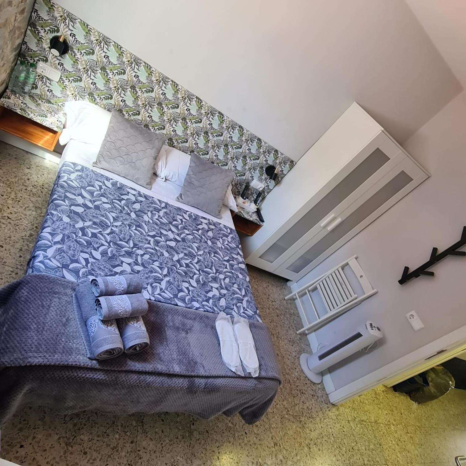 Pension Casa Douro ซานติอาโก เด กอมโปสเตลา ภายนอก รูปภาพ